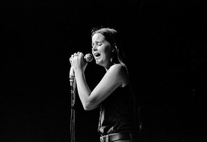 Artist Profile: Tracy Nelson